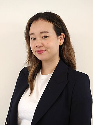 Isobel Healey headshot