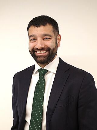 Ollie Subhedar headshot